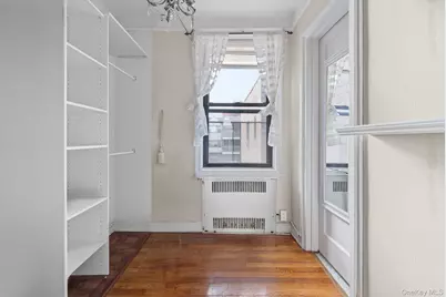 8380 118th St #6G, Kew Gardens, NY 11415 - Photo 9
