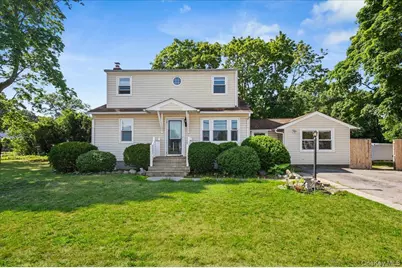 148 Saxton Street, Patchogue, NY 11772 - Photo 1