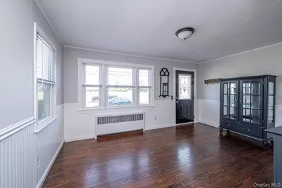 148 Saxton Street, Patchogue, NY 11772 - Photo 7