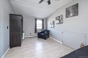 148 Saxton St, Patchogue, NY 11772 - Photo 23
