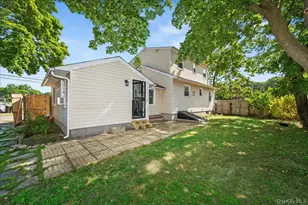 148 Saxton St, Patchogue, NY 11772 - Photo 31