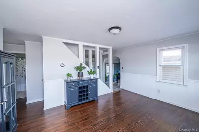 148 Saxton Street, Patchogue, NY 11772 - Photo 5