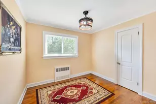 2182 Baylis Ave, Elmont, NY 11003 - Photo 9