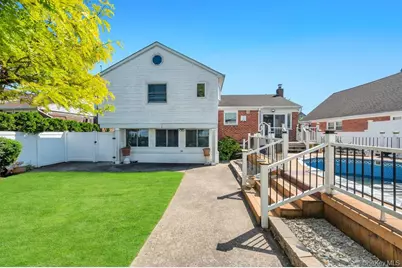 2182 Baylis Avenue, Elmont, NY 11003 - Photo 21