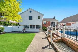 2182 Baylis Ave, Elmont, NY 11003 - Photo 21