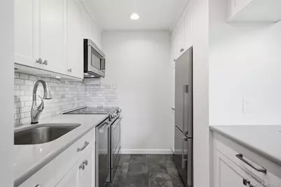 185 W Park Avenue #518, Long Beach, NY 11561 - Photo 9