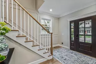 10 Hazel Pl, Floral Park, NY 11001 - Photo 3