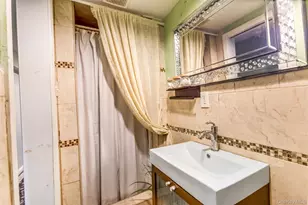 18 Pleasant Pl, Brooklyn, NY 11233 - Photo 15