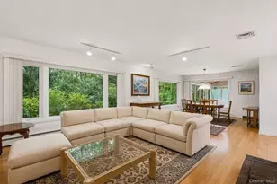 21 Druid Hill Rd, Port Jefferson, NY 11777 - Photo 17