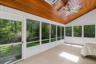 21 Druid Hill Rd, Port Jefferson, NY 11777 - Photo 9