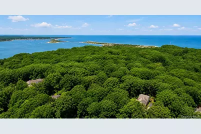 21 Druid Hill Road, Port Jefferson, NY 11777 - Photo 5