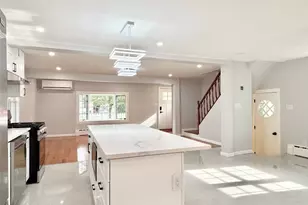 20 Baylis Pl, Syosset, NY 11791 - Photo 5