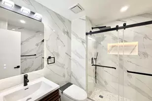 20 Baylis Pl, Syosset, NY 11791 - Photo 15