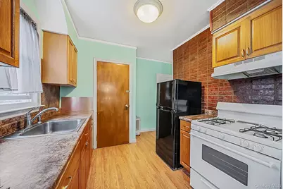 1111 Esther Street, Franklin Square, NY 11010 - Photo 7