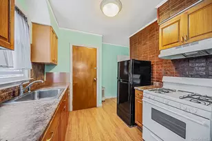 1111 Esther St, Franklin Square, NY 11010 - Photo 7