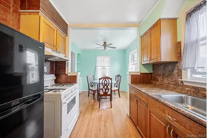 1111 Esther Street, Franklin Square, NY 11010 - Photo 9