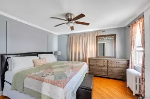 352 W Valley Stream Blvd, Valley Stream, NY 11580 - Photo 9