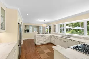 22 Spring Ln, Sag Harbor, NY 11963 - Photo 13