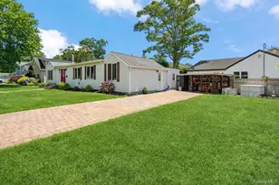 76 Alton Rd, Babylon, NY 11702 - Photo 3