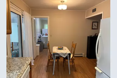 72 Fanning Boulevard, Riverhead, NY 11901 - Photo 11