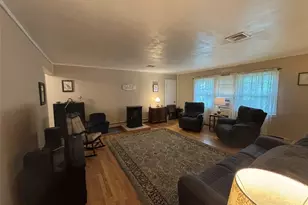72 Fanning Blvd, Riverhead, NY 11901 - Photo 7