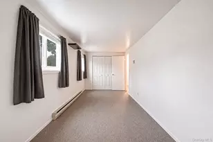 40 E Oakdale St, Bay Shore, NY 11706 - Photo 17