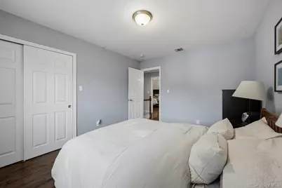 4 Pequot Avenue, Port Washington, NY 11050 - Photo 23