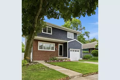 4 Pequot Avenue, Port Washington, NY 11050 - Photo 3
