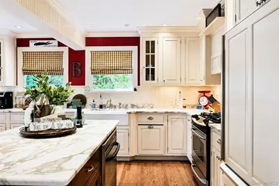 7 Country Club Road, Bellport, NY 11713 - Photo 9