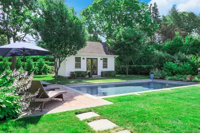 7 Country Club Road, Bellport, NY 11713 - Photo 3