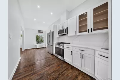 6706 Thornton Place, Forest Hills, NY 11375 - Photo 9