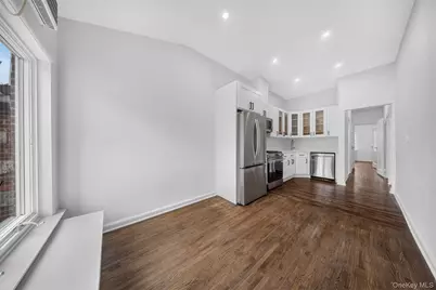 6706 Thornton Place, Forest Hills, NY 11375 - Photo 5
