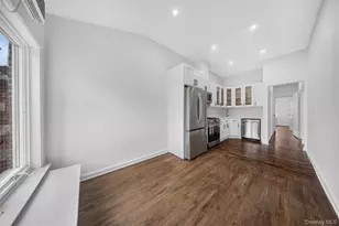 67-06 Thornton Pl, Forest Hills, NY 11375 - Photo 5