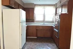 1386 Remsen Ave, Brooklyn, NY 11236 - Photo 13