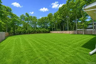 6 Rolling Woods Ln, Hampton Bays, NY 11946 - Photo 5
