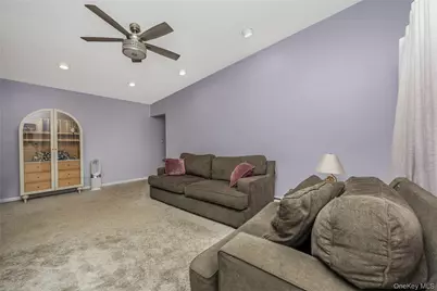 4 Rose Street #Building 6-F-2, Oceanside, NY 11572 - Photo 5