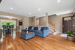 72 Pembrook Dr, Mineola, NY 11501 - Photo 7