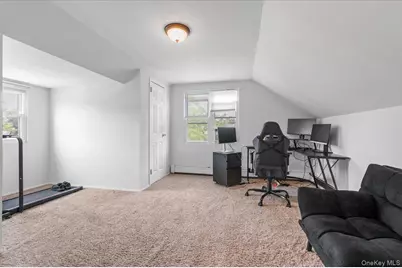 72 Pembrook Drive, Mineola, NY 11501 - Photo 25