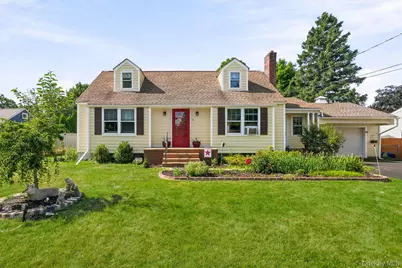 13 Calmer Place, Hyde Park, NY 12538 - Photo 1