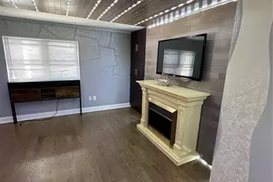 137-12 167th St, Jamaica, NY 11434 - Photo 3