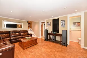 32 Lark Dr, Woodbury, NY 11797 - Photo 13