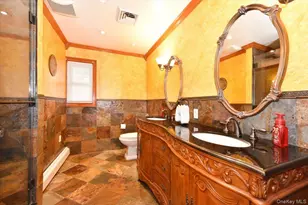 32 Lark Dr, Woodbury, NY 11797 - Photo 19