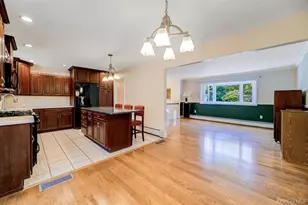 26 Heaney Dr, Beacon, NY 12508 - Photo 9