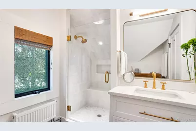 221 Division Street, Sag Harbor, NY 11963 - Photo 9