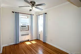 219 Lindbergh St, Massapequa Park, NY 11762 - Photo 7