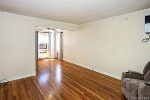 219 Lindbergh St, Massapequa Park, NY 11762 - Photo 3