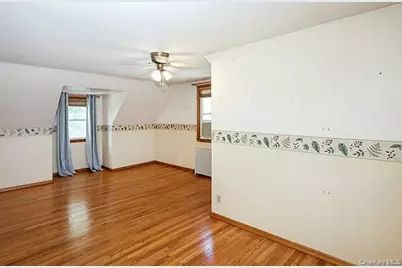 219 Lindbergh Street, Massapequa Park, NY 11762 - Photo 27