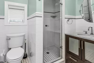 34 Preston Street #B, Port Washington, NY 11050 - Photo 15