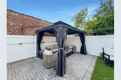 1518 Fielding Street, Bronx, NY 10469 - Photo 39