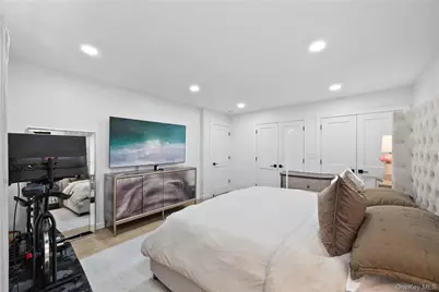 1518 Fielding Street, Bronx, NY 10469 - Photo 19